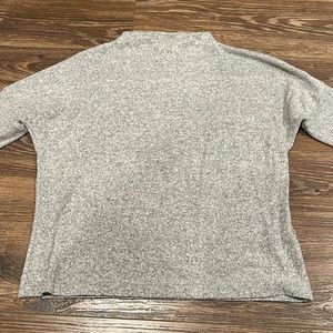 H&M gray sweater